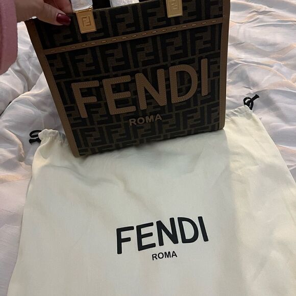 Fendi sunshine small tote - Picture 9 of 12